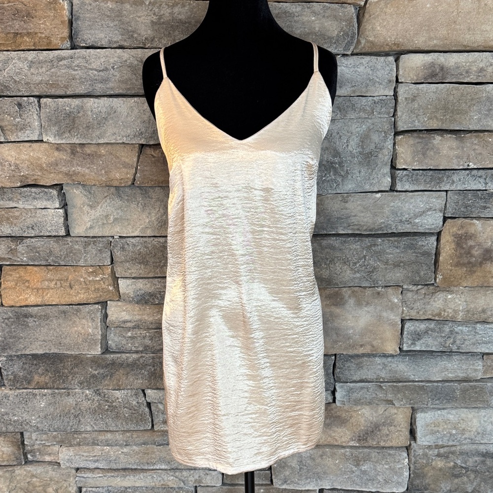☘️ Perfect Champagne Satin-Like Forever 21 Mini Slip Dress